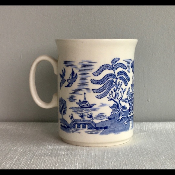 VINTAGE blue willow ironstone mug - Picture 2 of 4